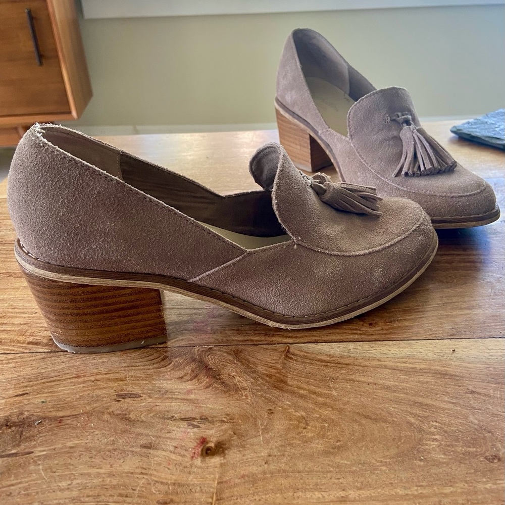 Seychelles Taupe Suede Tassel Block Heel Mules - Picture 6 of 10
